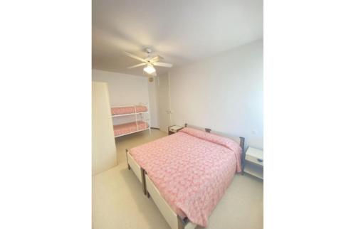 Charming flat with sea view - image 4