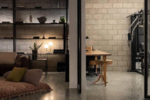 The Acropolis Muse Luxury 3BR Penthouse - image 4