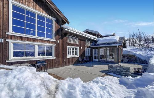 Nice Home In Beitostølen With Wifi – khách sạn tại City Center