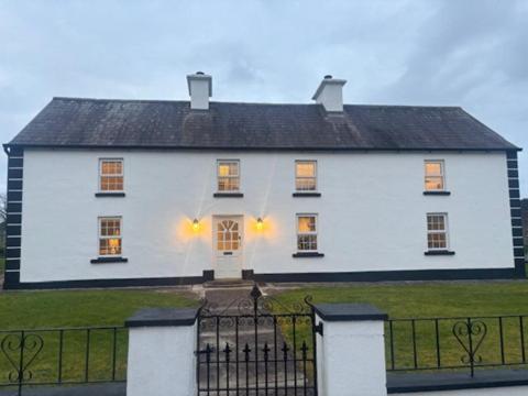Viesnīcas āriene, The Residence at Lough Key - Luxury by the Water in Ballyfarnon