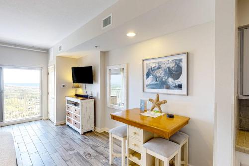 Luau Condos - image 35