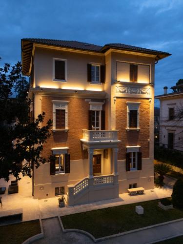 UNAHOTELS Villa dei Platani Foligno Hotel de charme Colle San Lorenzo