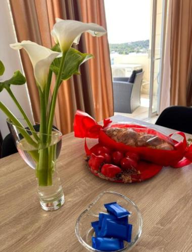 Aelia Sea View Apartments Rafina close to the Port , Airport & Athens in Rafina (Attiki)
