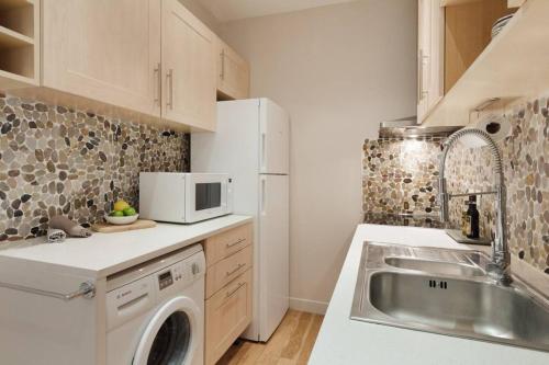 Apartment Boulevard Saint Michel - image 37