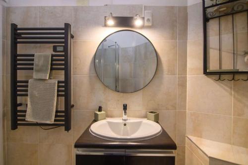 Apartment Sebastopol - image 33
