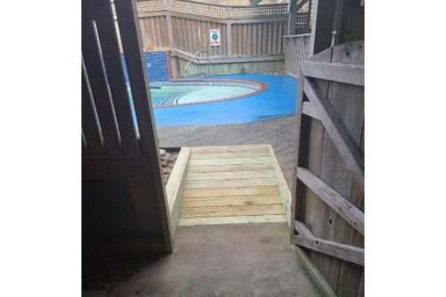 Big Mamma's - Nags Head MP 11 Oceanfront Ocean View Elevator Pool Hot Tub Pets OK - image 2