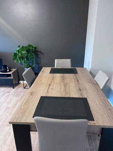 Cosy Appartement 60m2 Cergy Prefecture near Gare RER de Cergy Préfecture