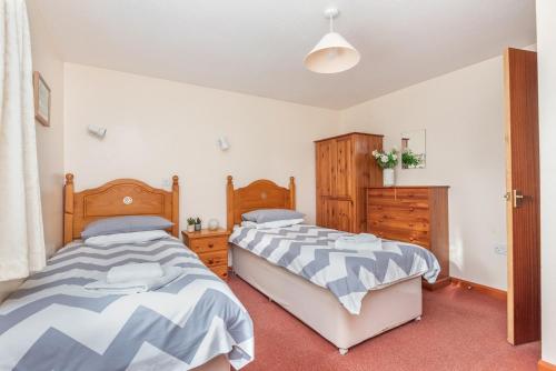 Hazel Croft - image 5
