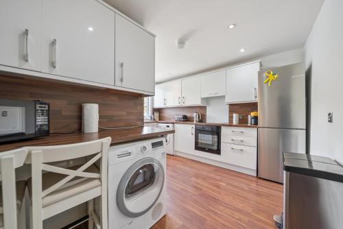 Cottage on the Loch in อาร์โรชาร์