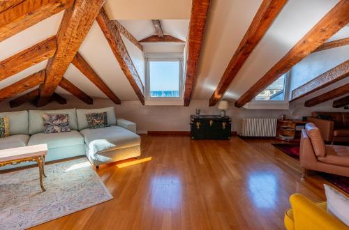 Panorama Loft