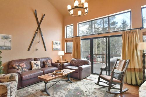 VP104 - Village Point Buffalo Townhome - image 3
