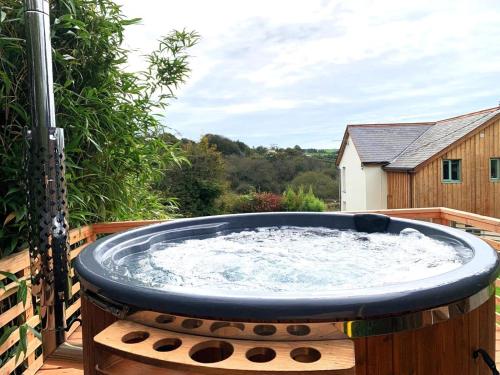 Iekārtas, 3 Bed in Llandysul oc-90019 in Talgarreg