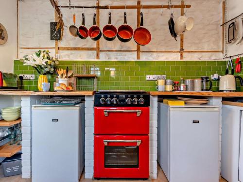 Facilities, 2 Bed in Haverfordwest oc-93577 in Marloes