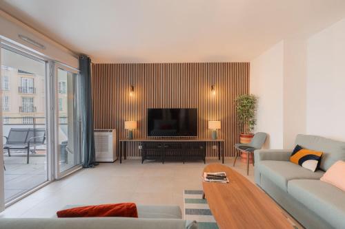 Magnifique 2BR - Port Nice