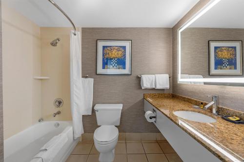Best Western Plus Fresno Airport Hotel - image 34