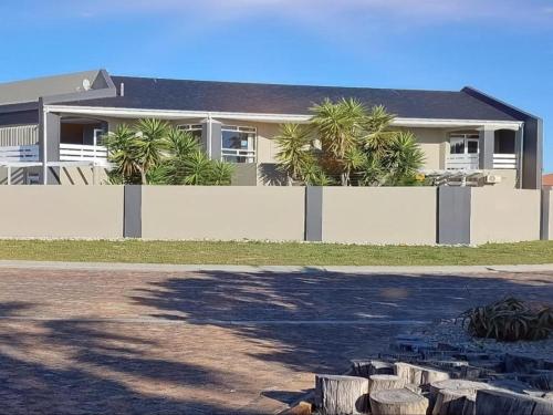 Beachwood Inn Melkbosstrand - Cape Town