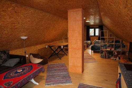 Peaceful Nature Escape Among Farm Animals in Valma