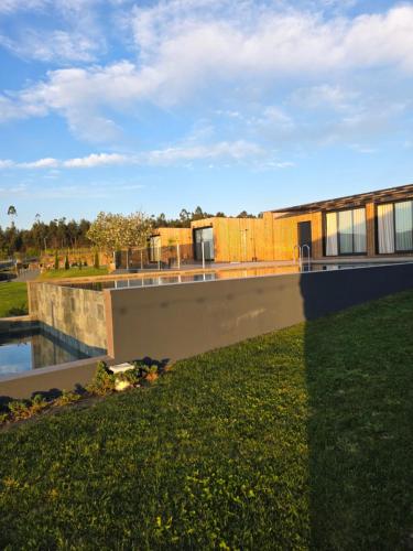 Souto's Village - Turismo em Espaço Rural (Souto's Village - Turismo em Espaco Rural) in ลันยิง