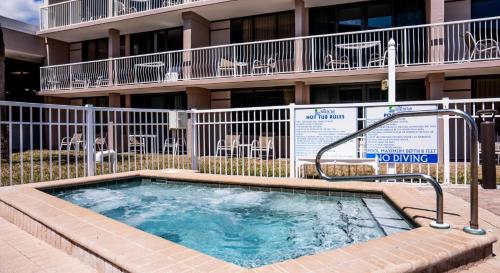 The Beach Club St Augustine by Coolvacay - 온수 욕조