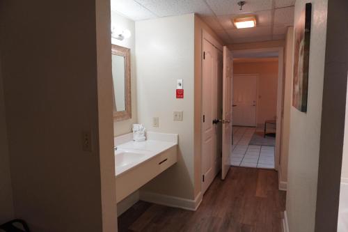 River Place Condos 209 1BR - image 19