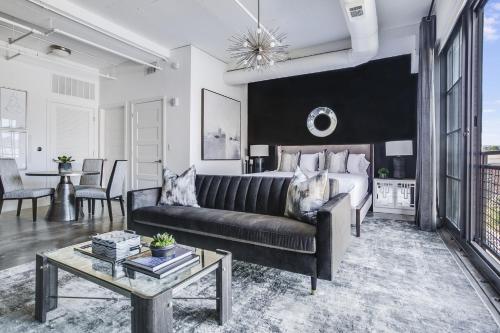 Heavenly Haven by Atlanta Luxury Rentals - image 4