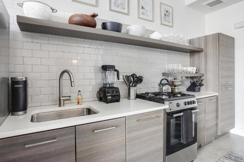 Heavenly Haven by Atlanta Luxury Rentals - image 2