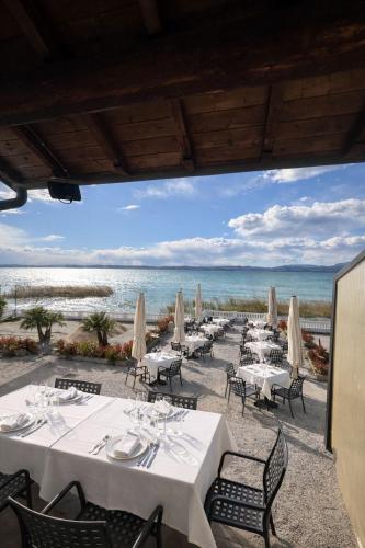 Restaurant, Hotel Villa Trieste in Sirmione