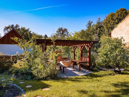 Apartmány 13 Přízemí 2 (Apartmany 13 Prizemi 2) in 錫克