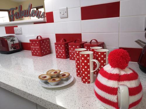 Long acre lodge Modern Family Lodge Sleeps 6 DevonCornwall Border in 克勞夫利鎮中心