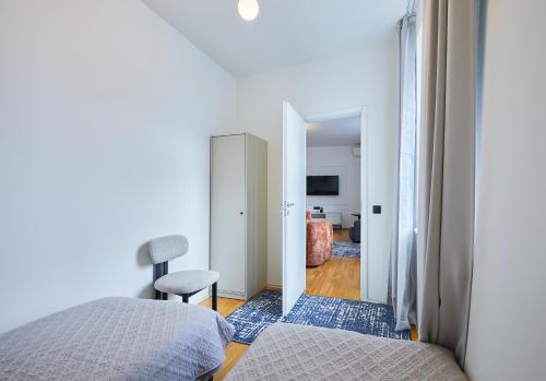 Old Town - Viru Apartment, Tallinn (photo 7)
