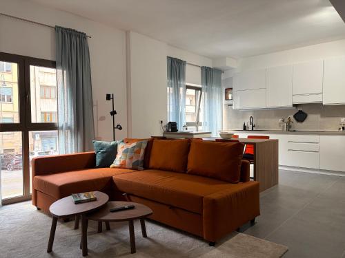Numero 5 - Modern 2BR Steps to Arno River & 12 min to Tower