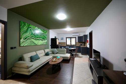 St Julians Terrace Hideaway Podium – khách sạn tại Ta' Giorni
