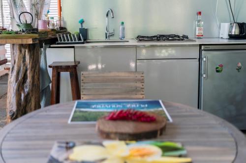 Les Bromélias chez Djo et Rosy (Les Bromelias chez Djo et Rosy) in Sainte-Marie