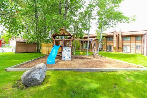 McCall Mountain Condo Pool Sauna Deck in McCall (Idaho)