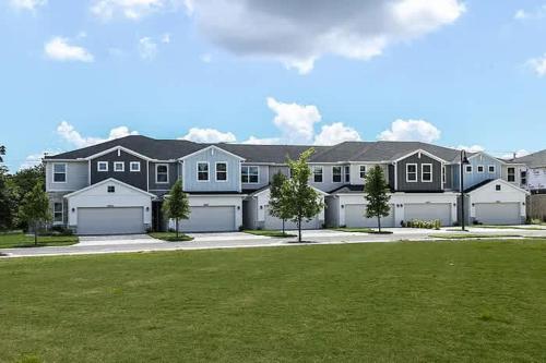 Sunshine Getaway In Heart Of Kissimmee - Kissimmee, FL