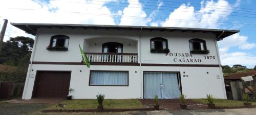 Quarto 04 - Pousada Casarão (Quarto 04 - Pousada Casarao) in 南聖本圖