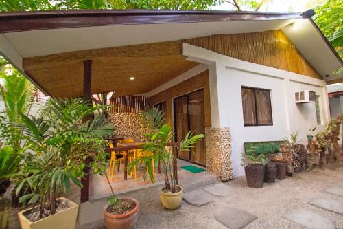 The Rose Pike @ Boracay