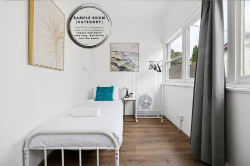Peaceful Single Room Near Parks & Transit - Shared Bathroom and Kitchen in Hurstville