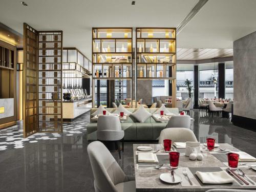 Restaurant, Swissôtel Beijing Hong Kong Macau Center in Sanlitun Bar St. & Embassy Area