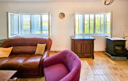 3 Bedroom Awesome Home In Opuzen in Opuzen