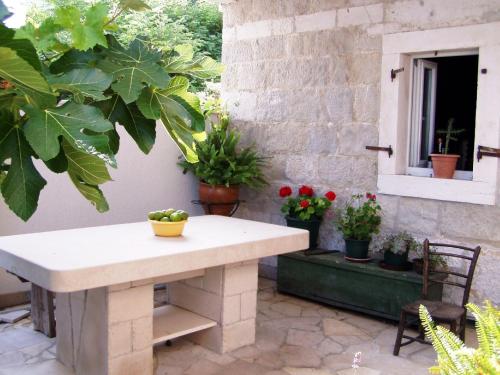  Holiday Home Ana in 21310 Lokva Rogoznica