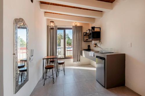 HIDALGO 2 · Cozy apt in 2nd floor petfriendly 2 blocks Zocalo