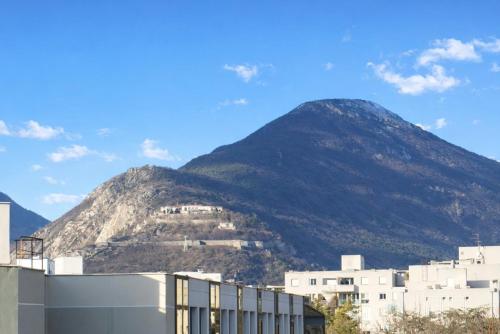 附近景點, 3 Chambres Elégant et Lumineux (3 Chambres Elegant et Lumineux) in 卡布奇艾利斯區
