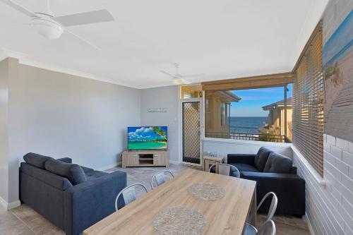 Exterior view of Golden Sands Apartment 10