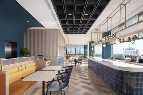 레스토랑, Holiday Inn Express Bandung Braga by IHG in 반둥