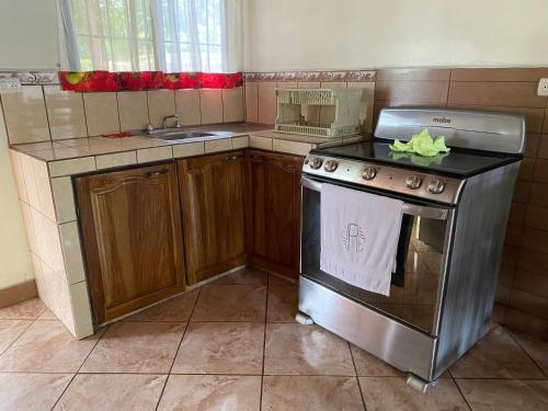 Casas de Campo Las Pavitas Cottages "Red Frog" in Puntarenas