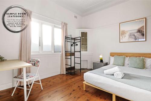 Classic Double Room - Quaint Place in South Hurstville - Shared Bathroom - Sydney