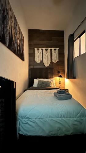 Habitacion privada en Condesa Ideal para 1 persona baño semiprivado