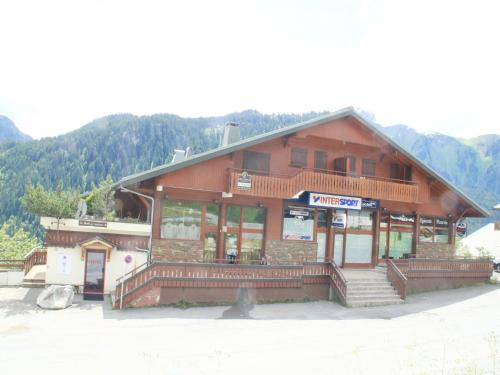 Apartment in Petit Châtel near Cable Car