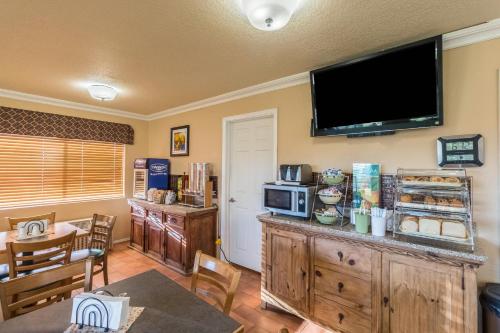Quality Inn Casa Grande I-10 - image 36